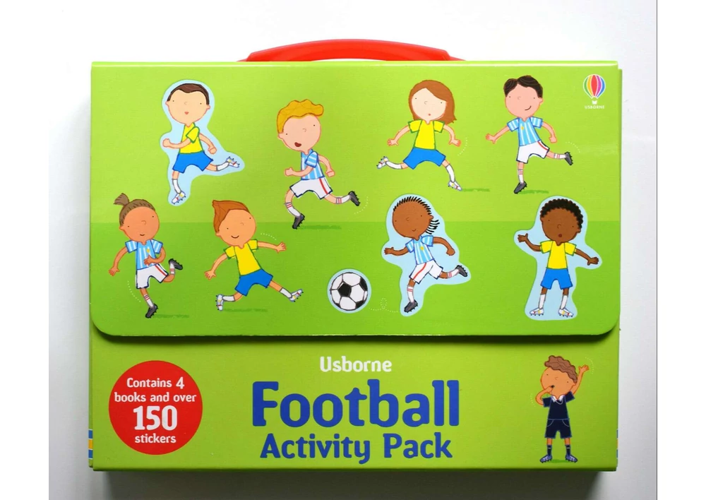 Kép 1/5 - Footballl Activity Pack 9781409583448 Okoskönyv Angol gyerekkönyv és ifjúsági könyv Usborne